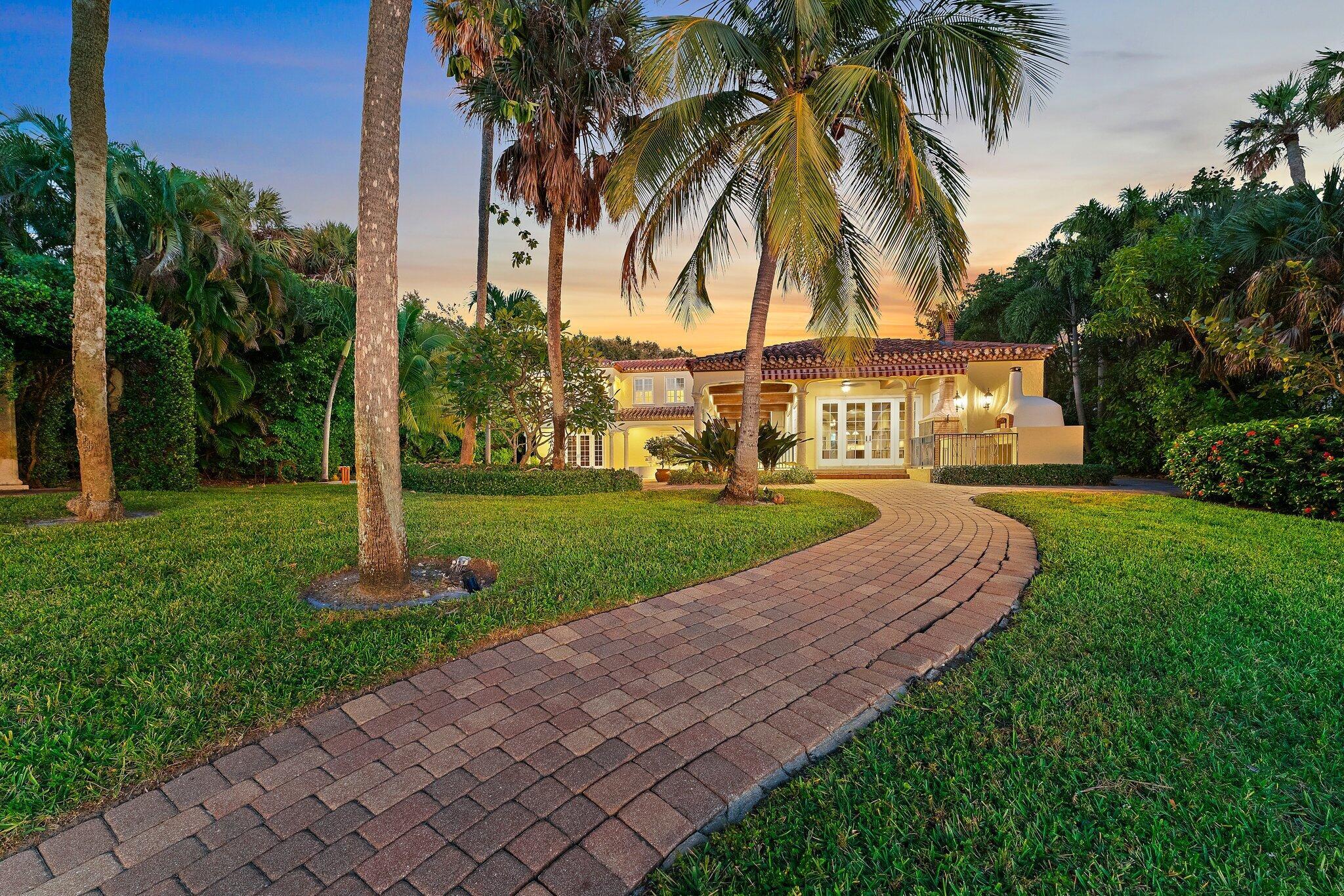 TWIN RIVERS - Residential