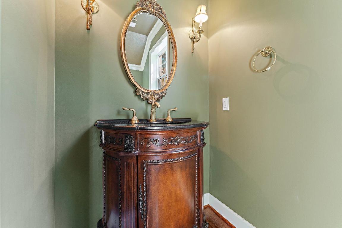 TWIN RIVERS - Residential