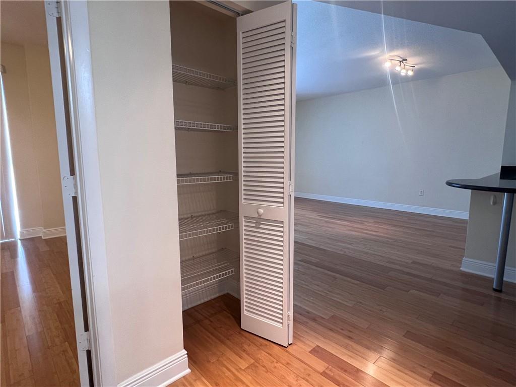 DOWNTOWN DADELAND CONDO NO 3 - Residential Lease