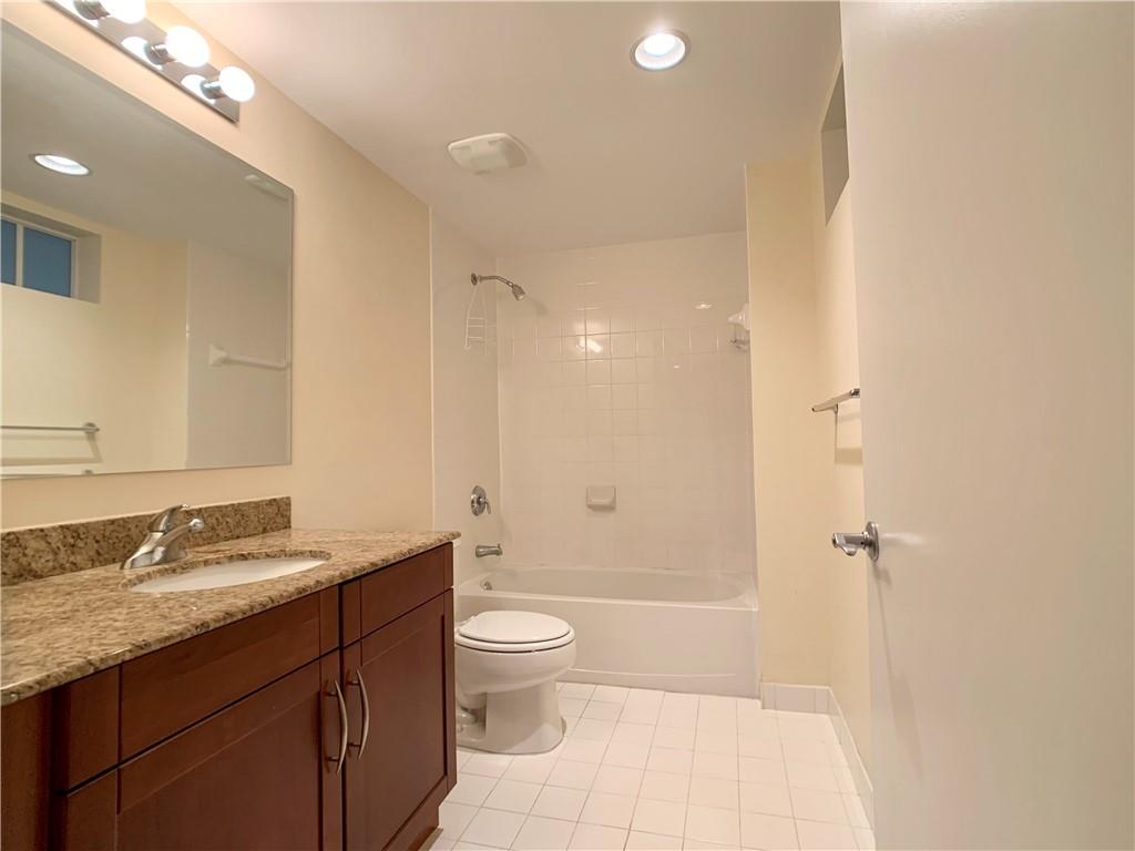 DOWNTOWN DADELAND CONDO NO 3 - Residential Lease