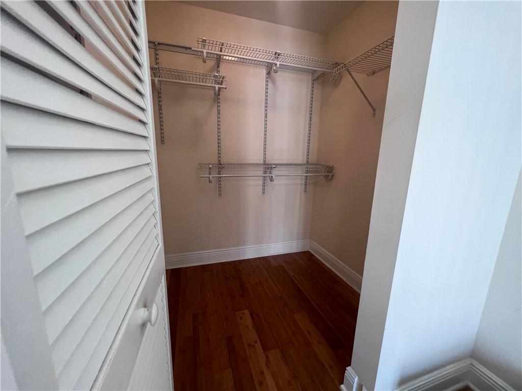 DOWNTOWN DADELAND CONDO NO 3 - Residential Lease