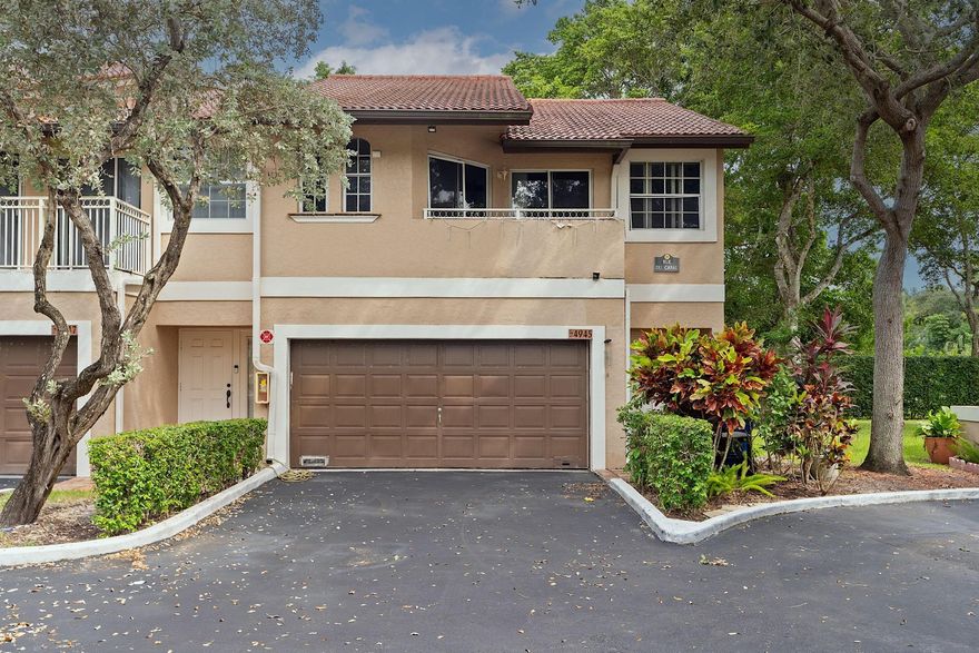 Perfect for end-user to make their dream home or investor looking to renovate and rent right away. Spacious 2-story corner unit townhome in the highly sought-after Coral Sun community of Coral Springs. Priced to sell with tons of potential, this home boasts a brand-new A/C (installed Sept 2024), a 2-car garage, 2 additional parking spaces, and is one of the few units with BEST location offering BOTH backyard and side yard space and patio. The open layout includes a comfortable living area, a kitchen with ample cabinet space, and a dining area leading to the outdoor space. Upstairs features volume ceilings, a master bedroom with an ensuite bath with dual sinks, and bedrooms with balconies. Enjoy the community pool and a prime location near top-rated schools, parks, shopping, and dining.