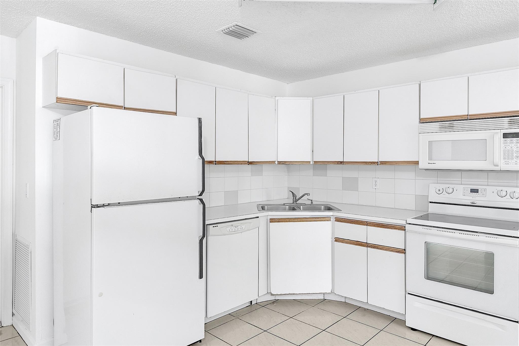 Coral Sun Condominium - Residential