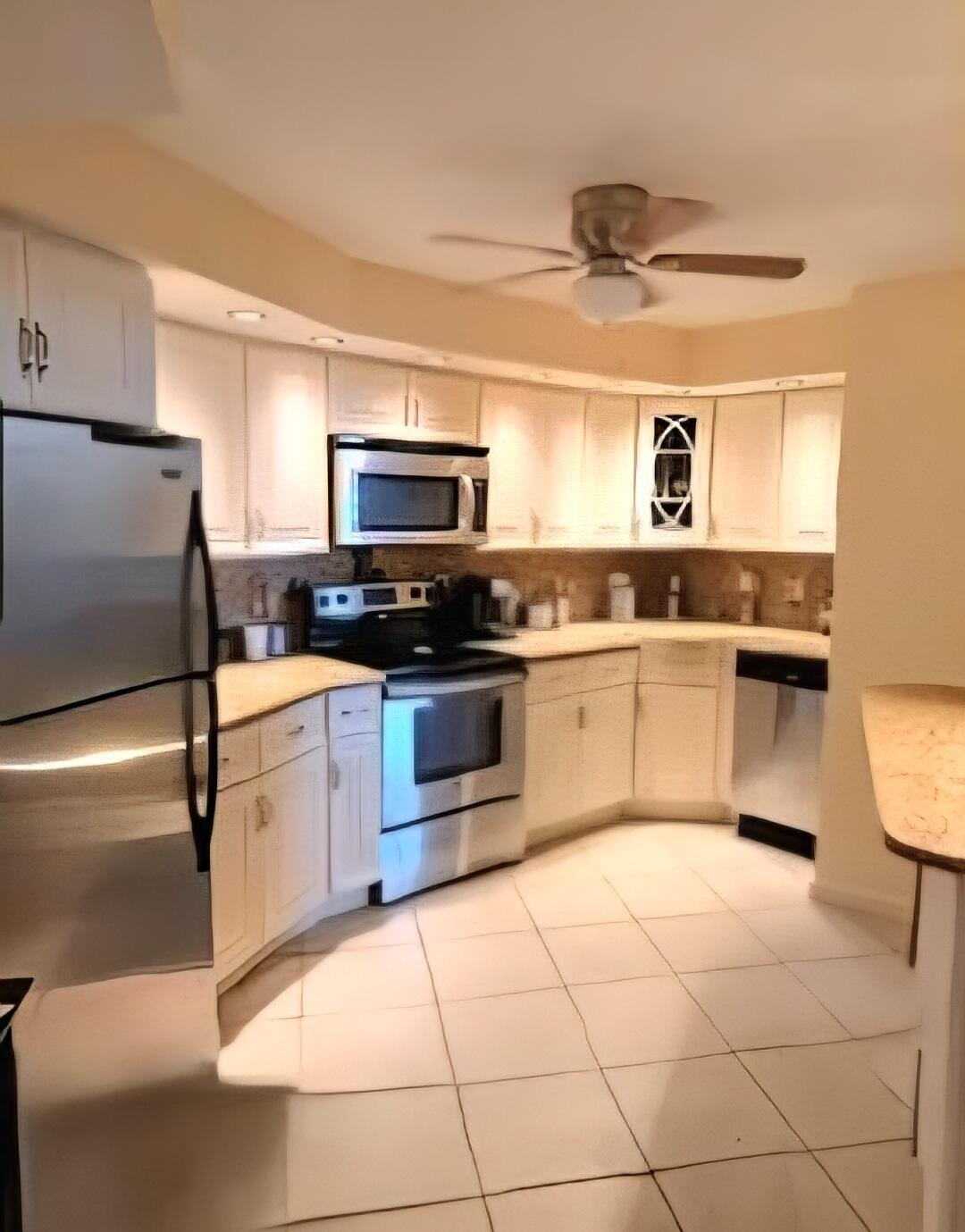 200 Leslie Drive 412