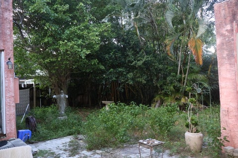 Tiny photo for 607 EL VEDADO, West Palm Beach, FL 33405 (MLS # B26090731)