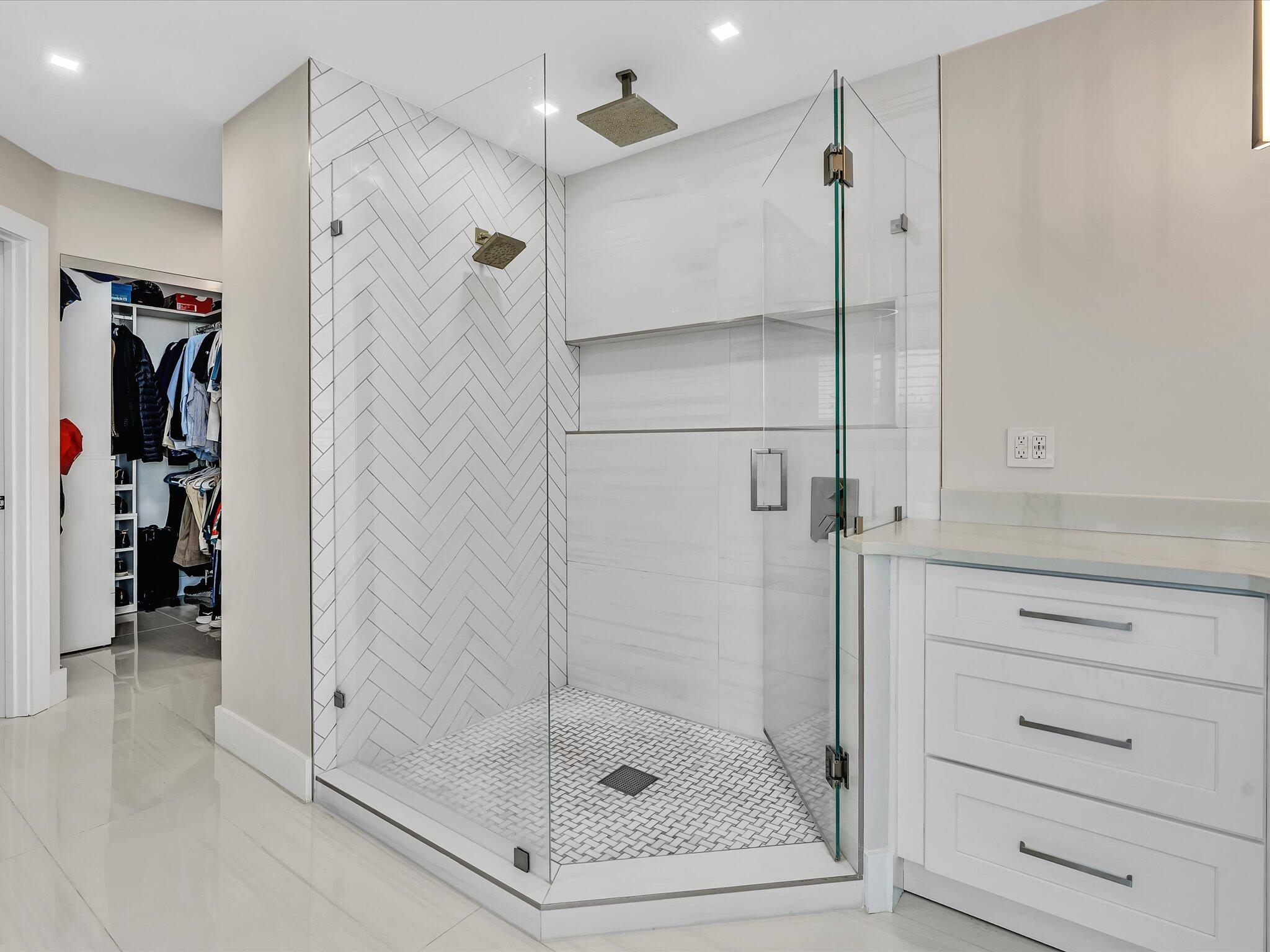 BOCA WINDS PAR E - Residential