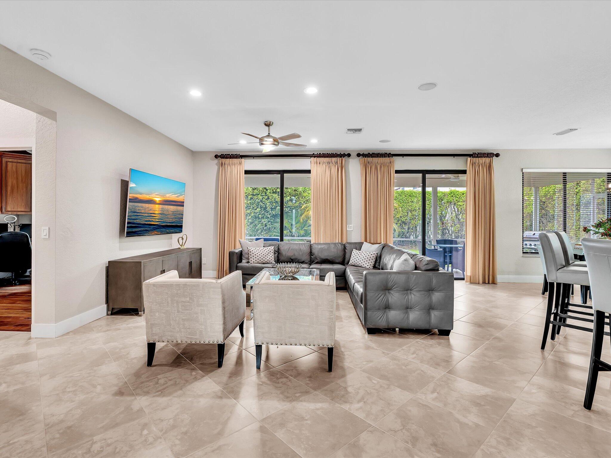 BOCA WINDS PAR E - Residential