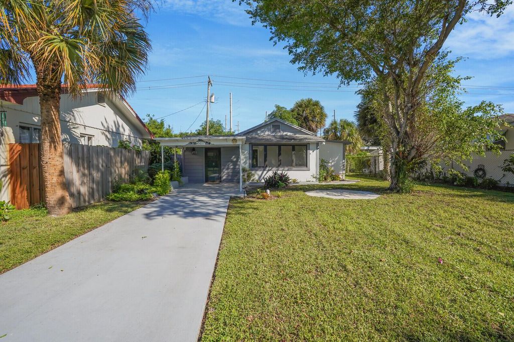 Photo of 503 58th Street, West Palm Beach, FL 33407 (MLS # R11132637)