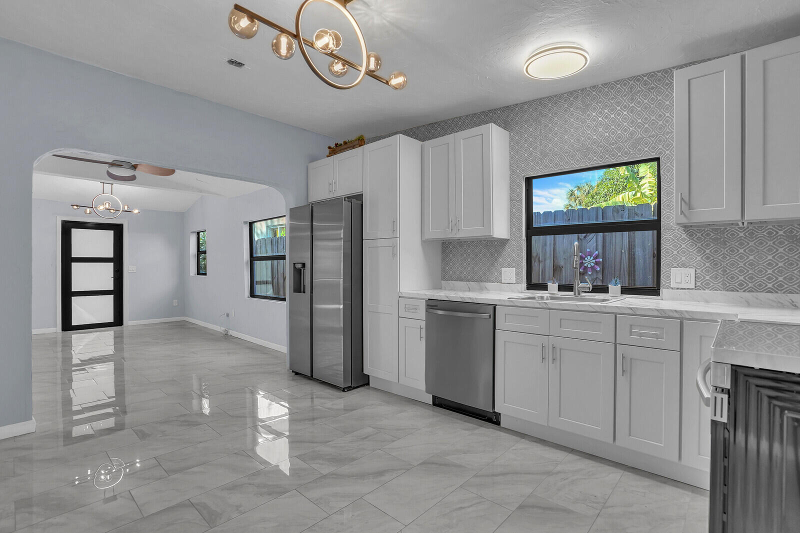 NORTH PALM BEACH - Residential