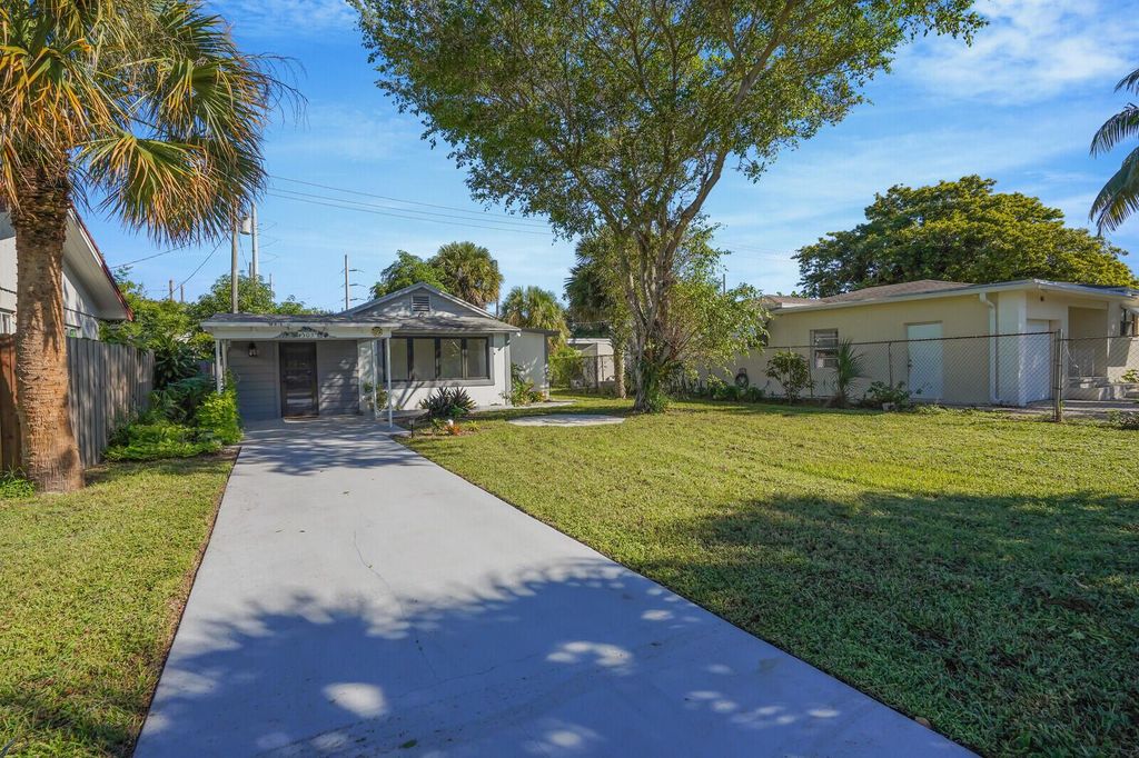 Photo of 503 58th Street, West Palm Beach, FL 33407 (MLS # R11132637)
