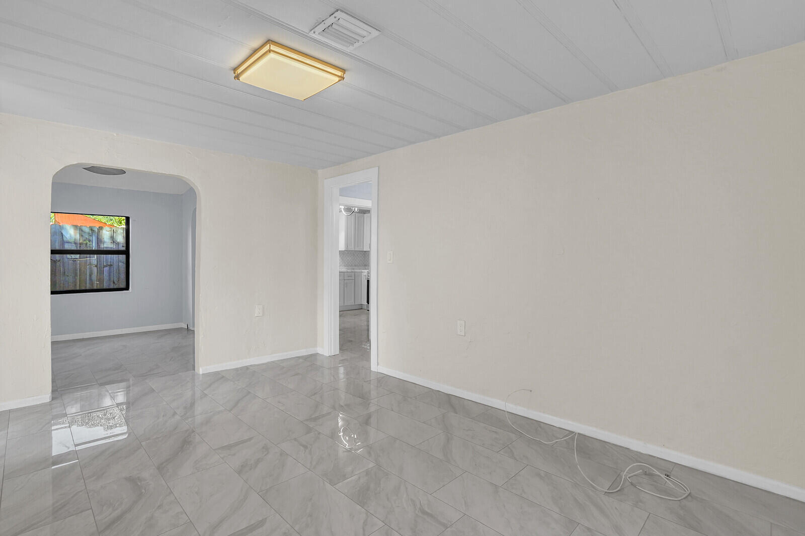 NORTH PALM BEACH - Residential