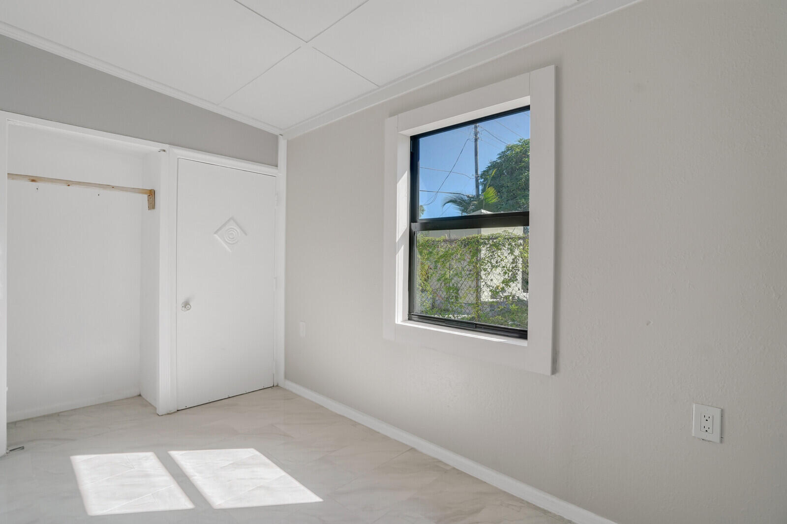 NORTH PALM BEACH - Residential