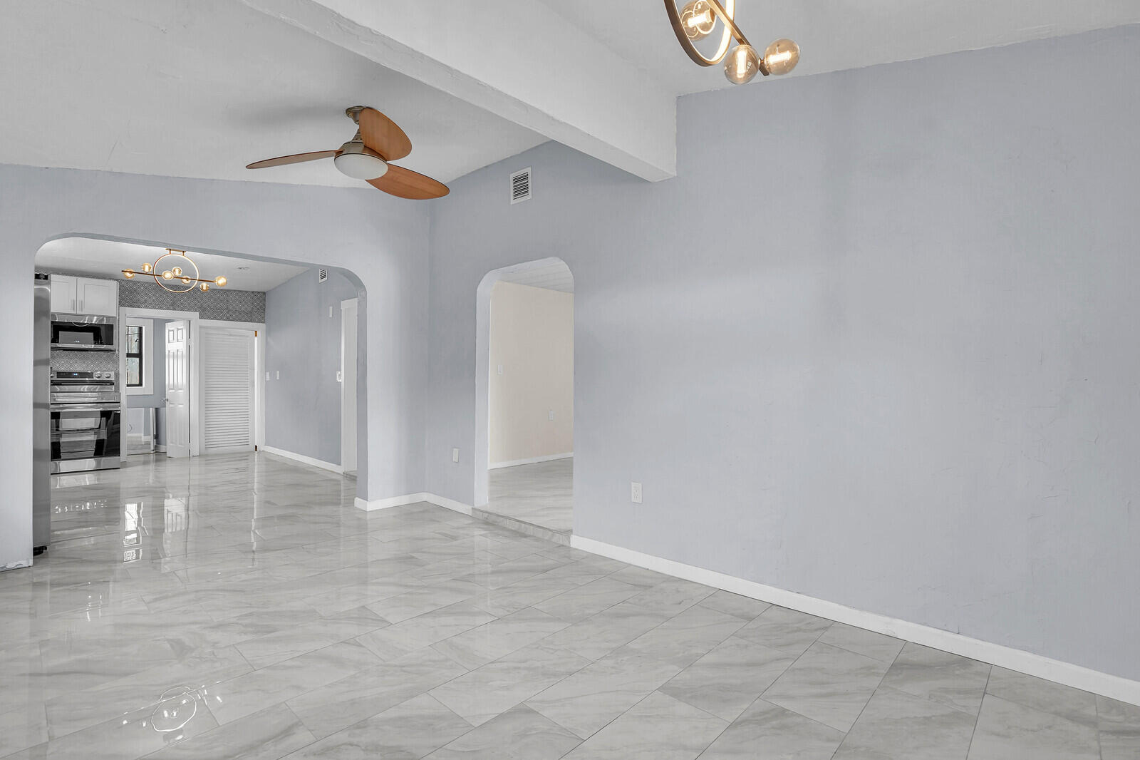 NORTH PALM BEACH - Residential