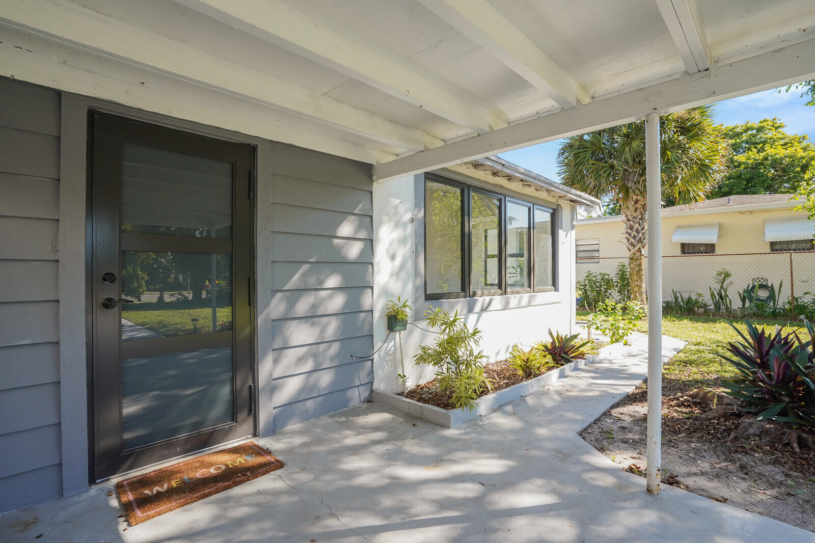 NORTH PALM BEACH - Residential