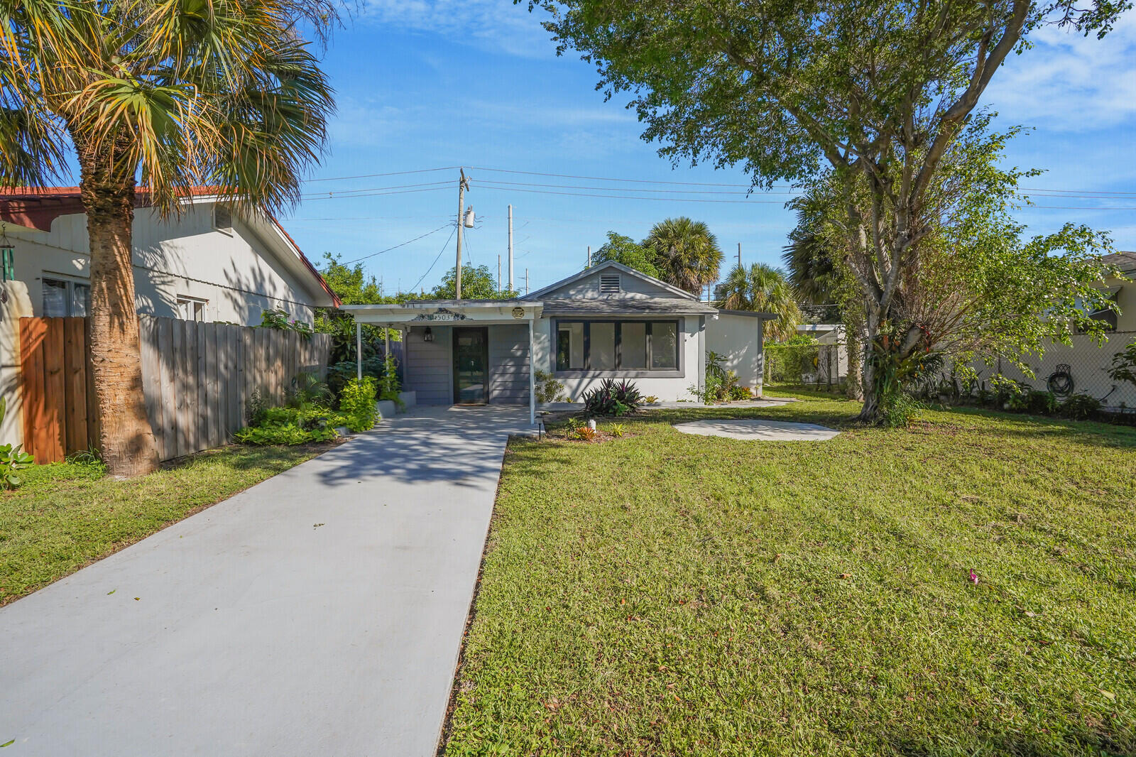 NORTH PALM BEACH - Residential