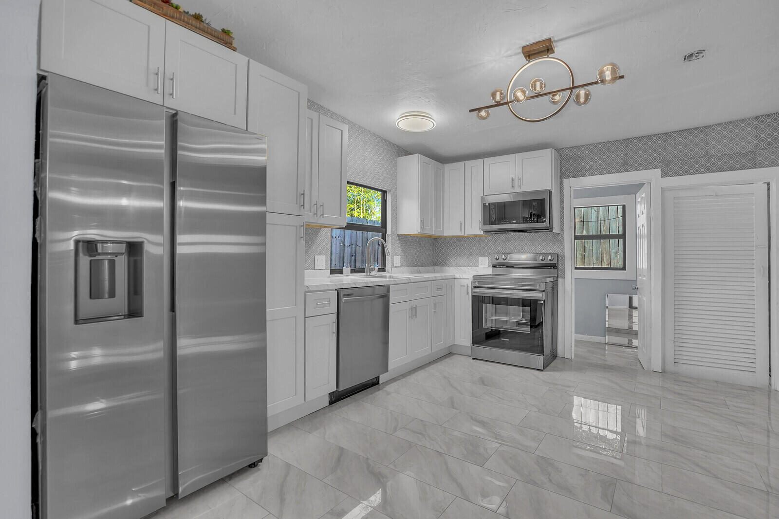 NORTH PALM BEACH - Residential