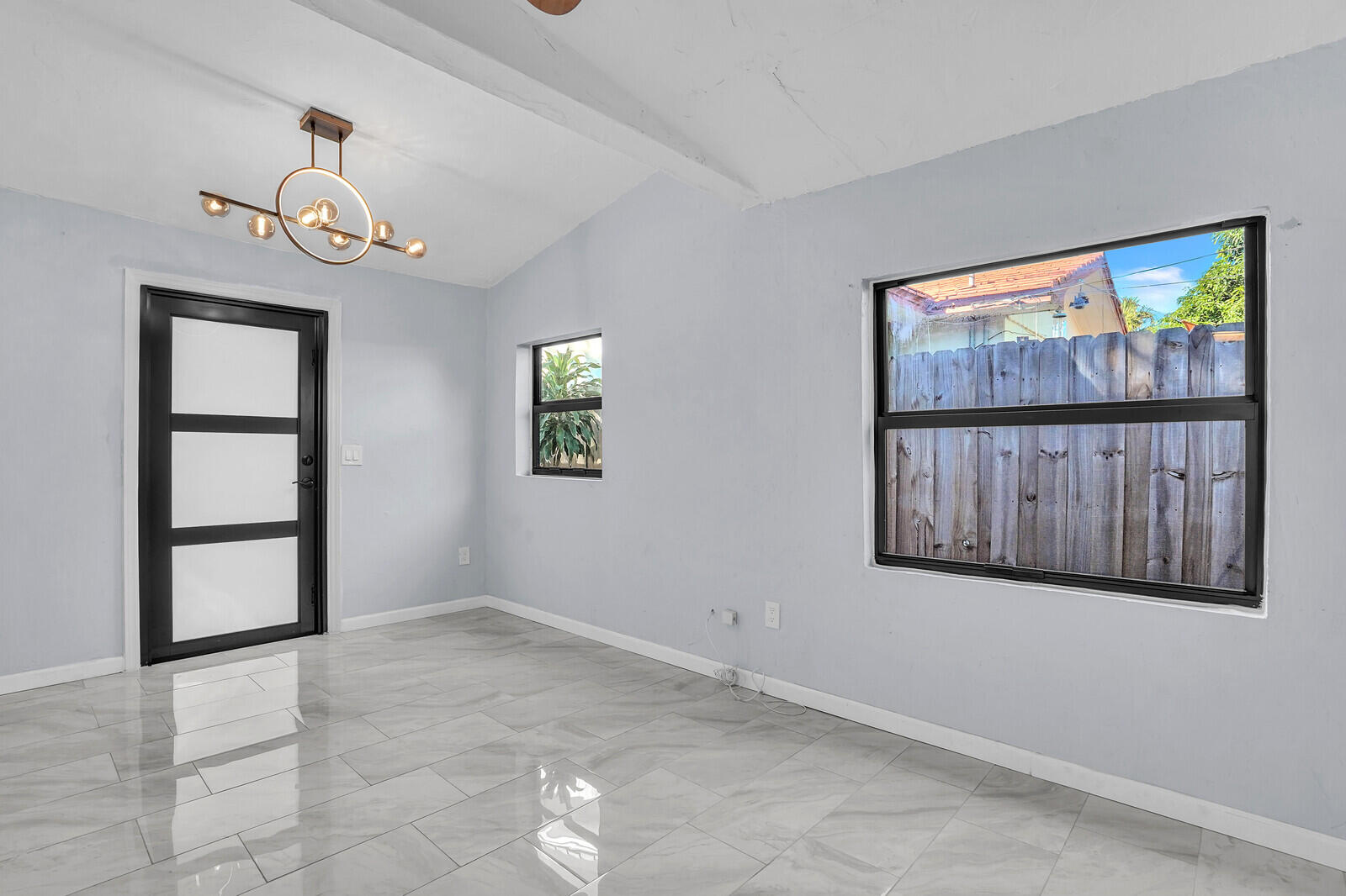 NORTH PALM BEACH - Residential