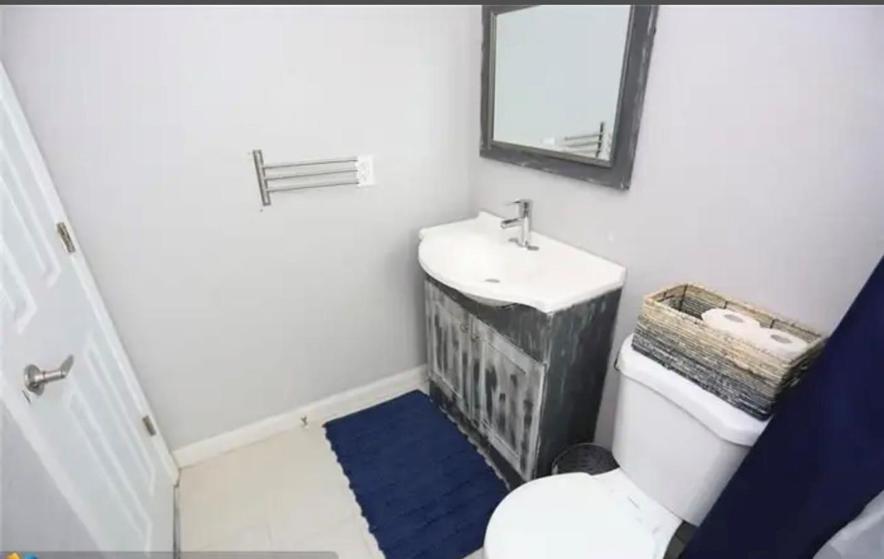 Oriole-Margate Sec 5 84-2 - Residential Lease