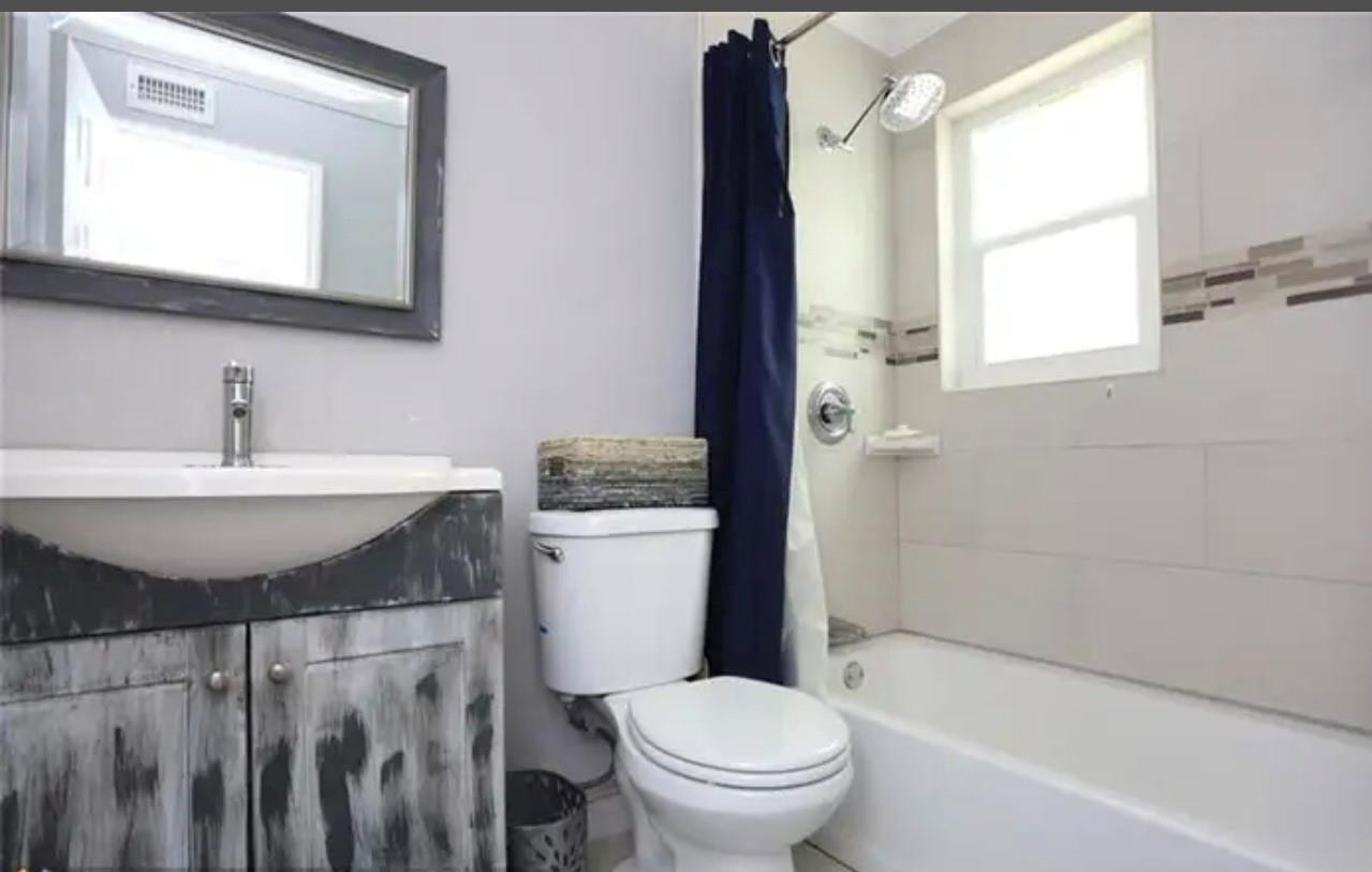 Oriole-Margate Sec 5 84-2 - Residential Lease