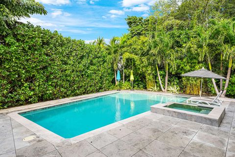 Tiny photo for 229 S Maya Palm Drive, Boca Raton, FL 33432 (MLS # R11161136)