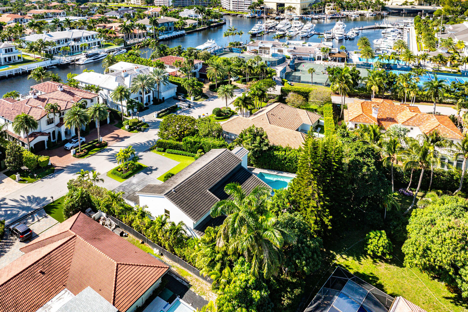 ROYAL PALM YACHT & COUNTRY CLUB - Residential