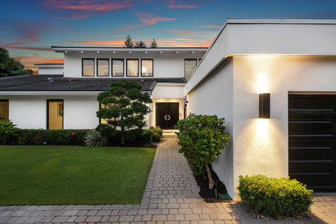 Tiny photo for 229 S Maya Palm Drive, Boca Raton, FL 33432 (MLS # R11161136)