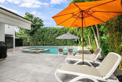 Tiny photo for 229 S Maya Palm Drive, Boca Raton, FL 33432 (MLS # R11161136)
