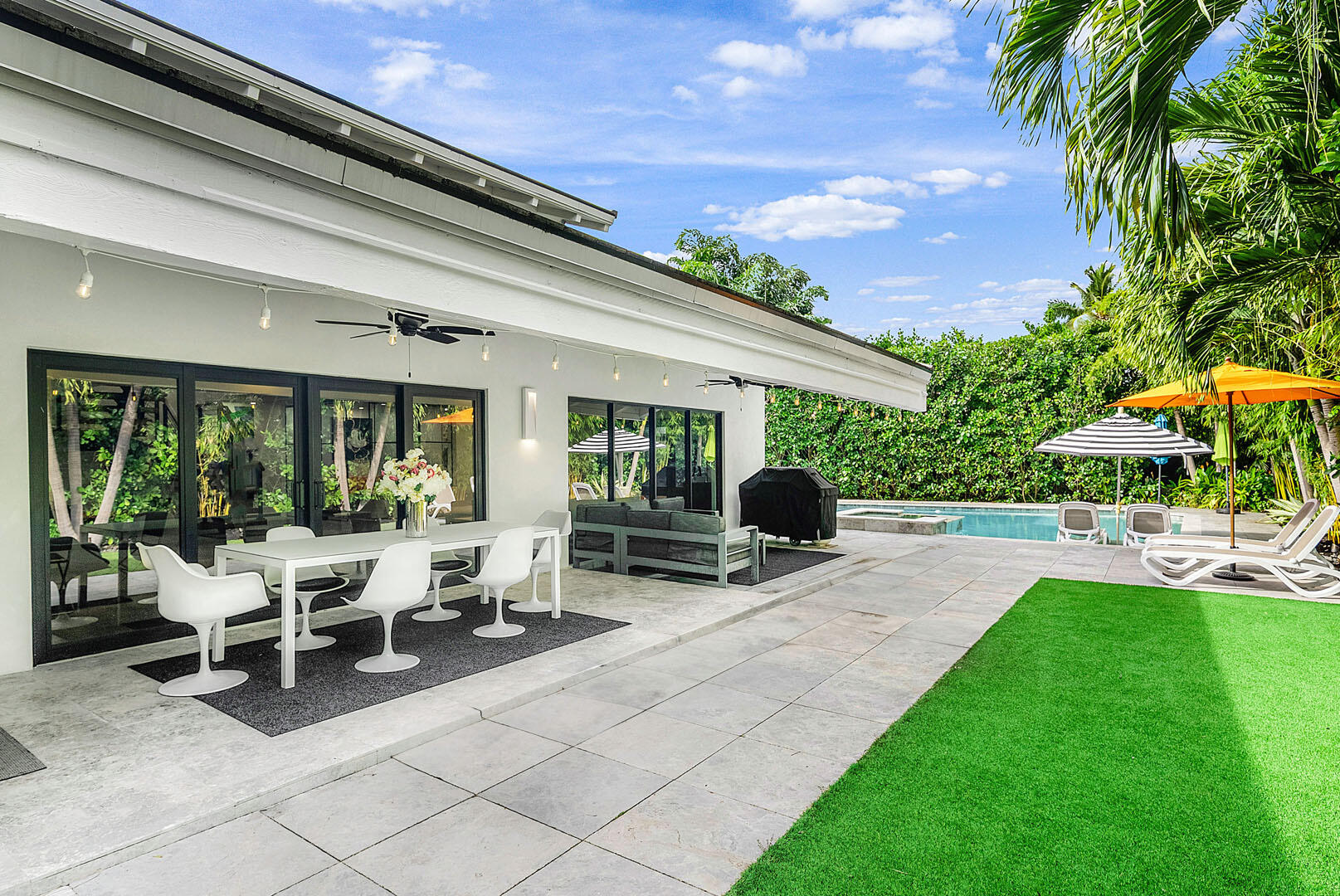 ROYAL PALM YACHT & COUNTRY CLUB - Residential