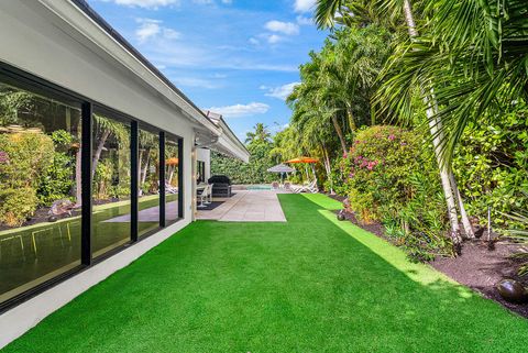 Tiny photo for 229 S Maya Palm Drive, Boca Raton, FL 33432 (MLS # R11161136)