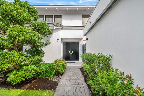 Tiny photo for 229 S Maya Palm Drive, Boca Raton, FL 33432 (MLS # R11161136)
