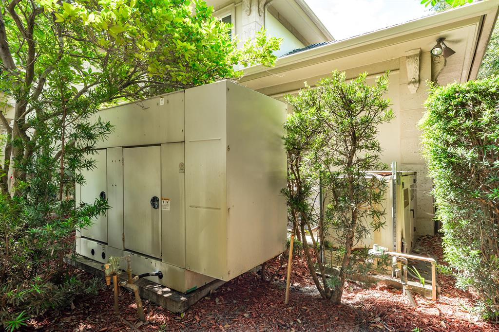 ST ANDREWS COUNTRY CLUB 5 - Residential