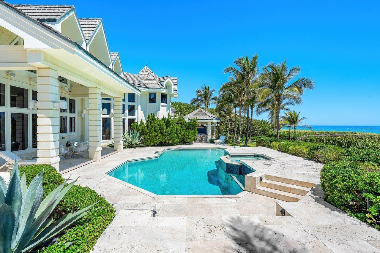 SAILFISH POINT - Residential