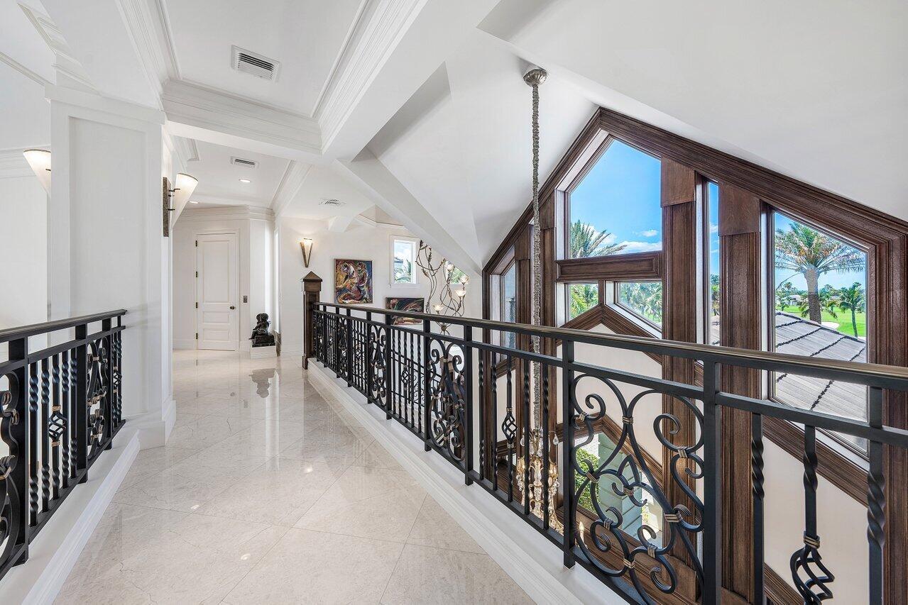 SAILFISH POINT - Residential