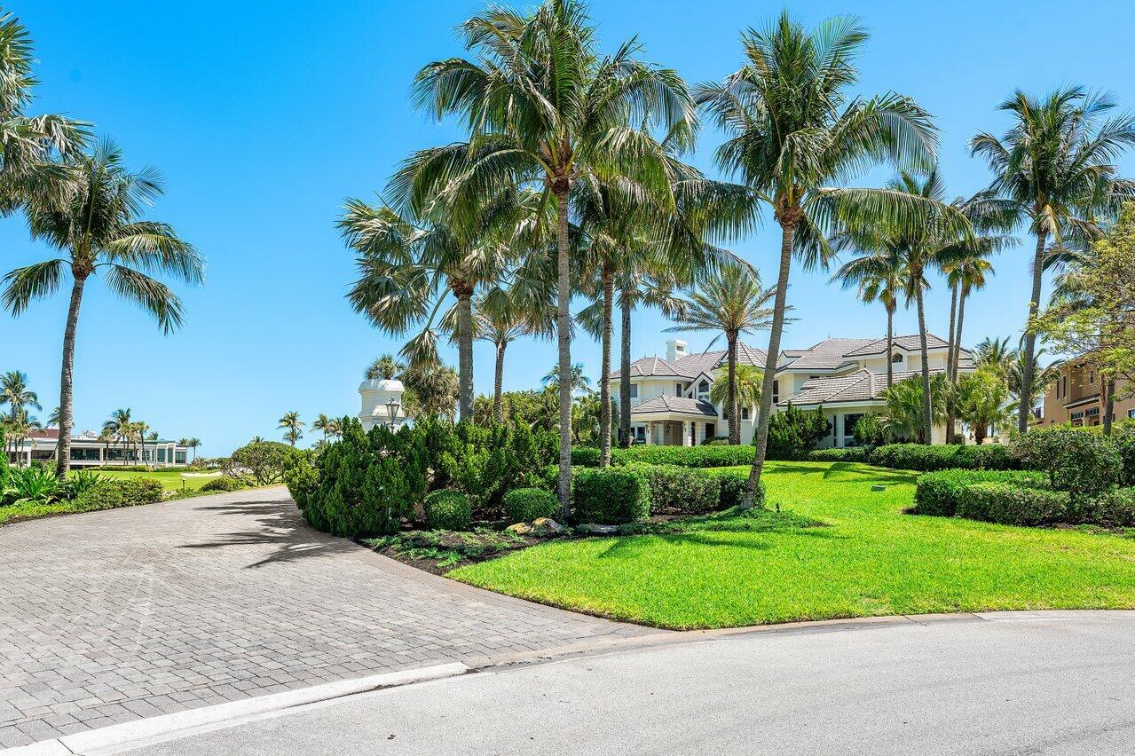 SAILFISH POINT - Residential