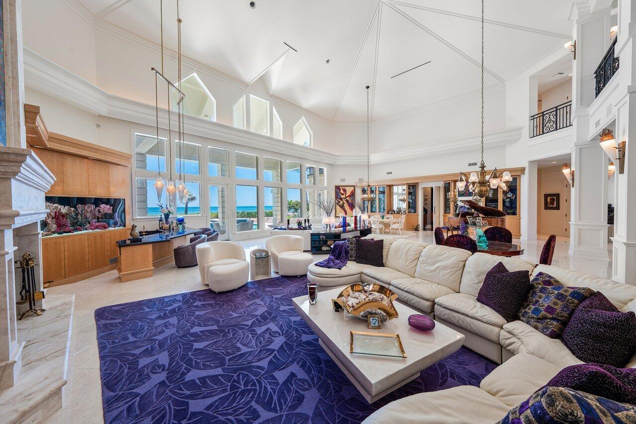 SAILFISH POINT - Residential