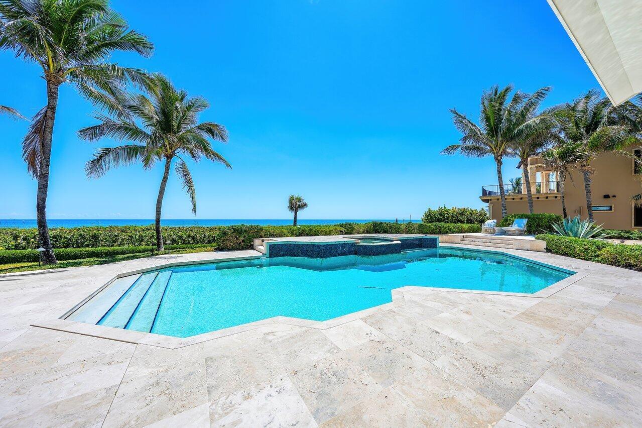 SAILFISH POINT - Residential