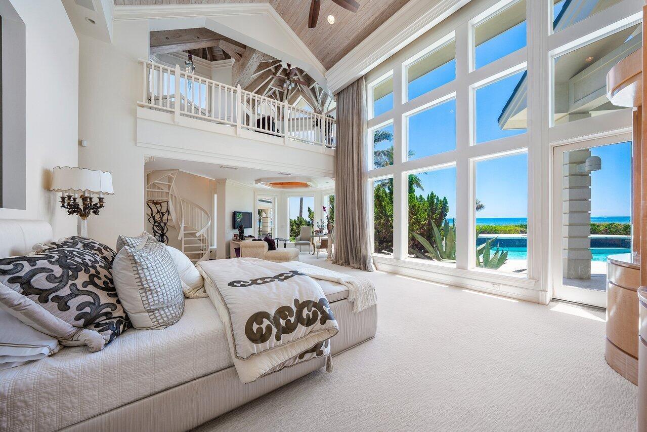 SAILFISH POINT - Residential