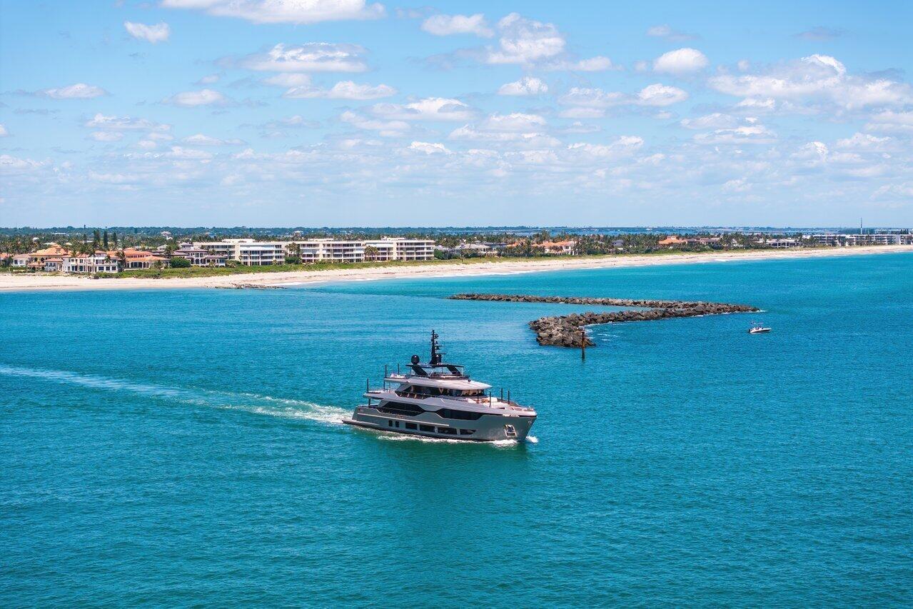 SAILFISH POINT - Residential