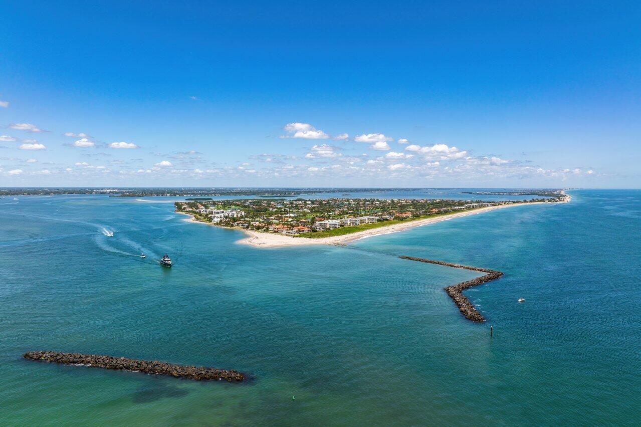 SAILFISH POINT - Residential