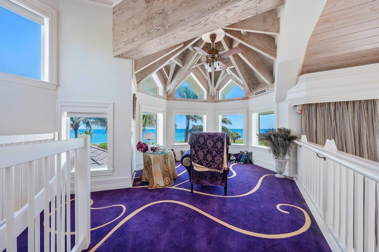 SAILFISH POINT - Residential