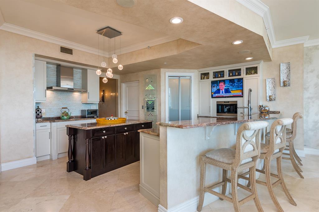 MIZNER GRAND CONDO - Residential