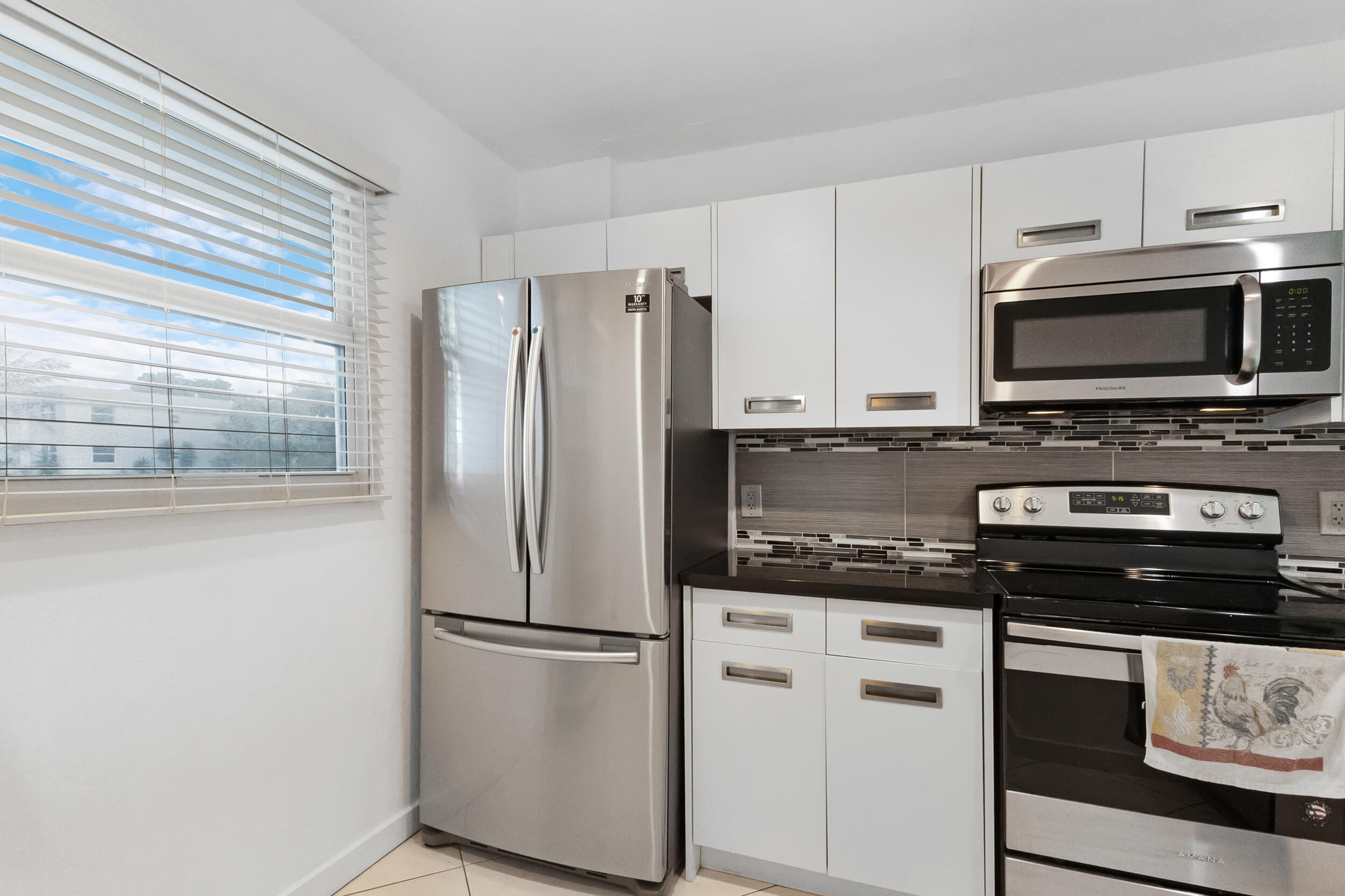 ROYAL PARK CONDO - Residential