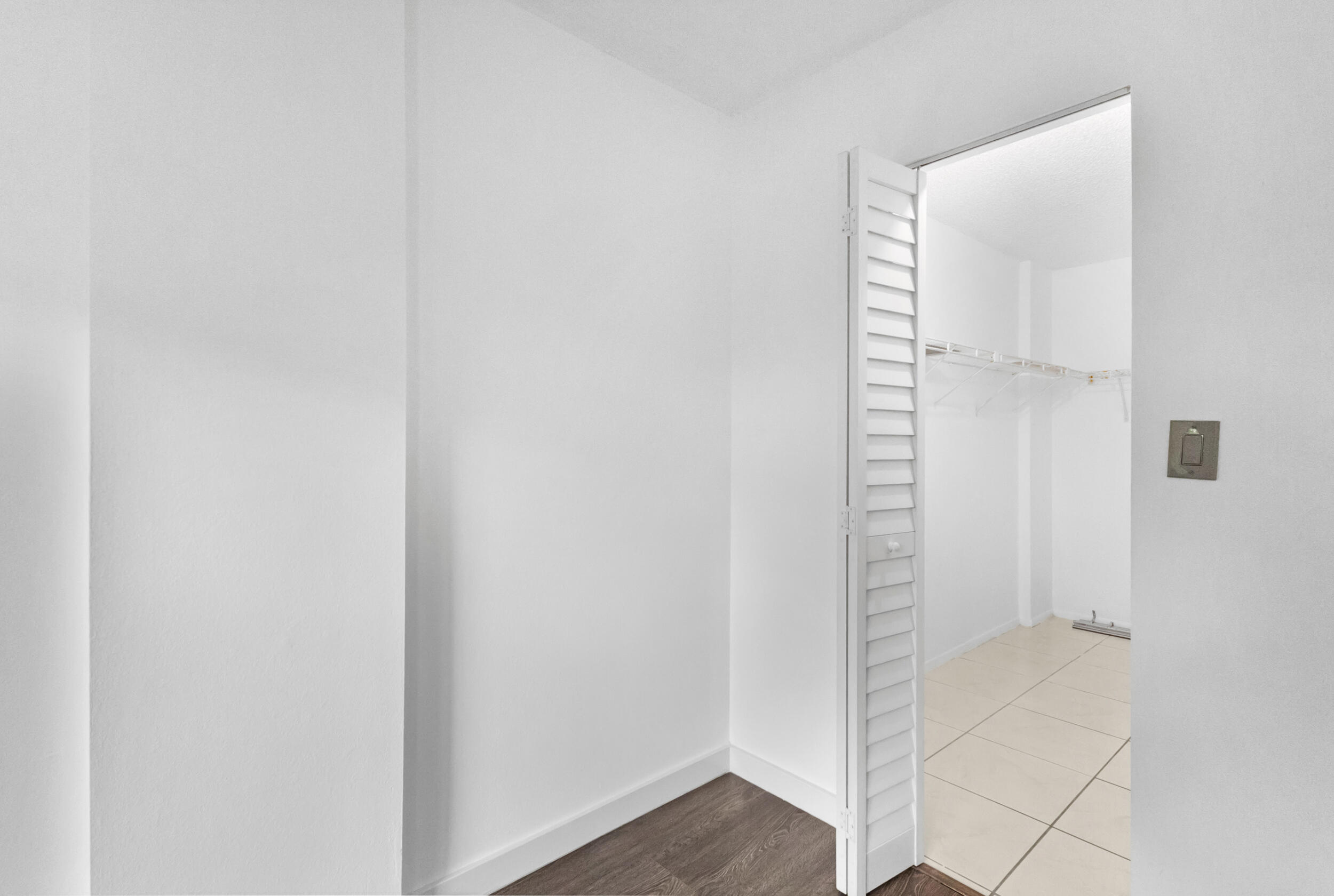 ROYAL PARK CONDO - Residential