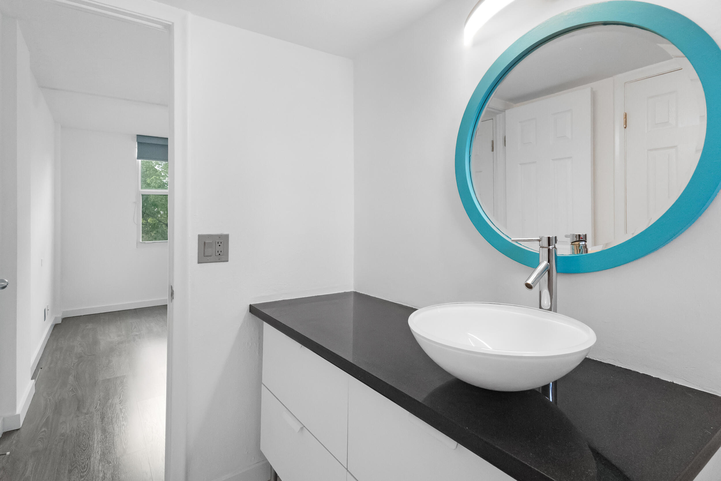 ROYAL PARK CONDO - Residential