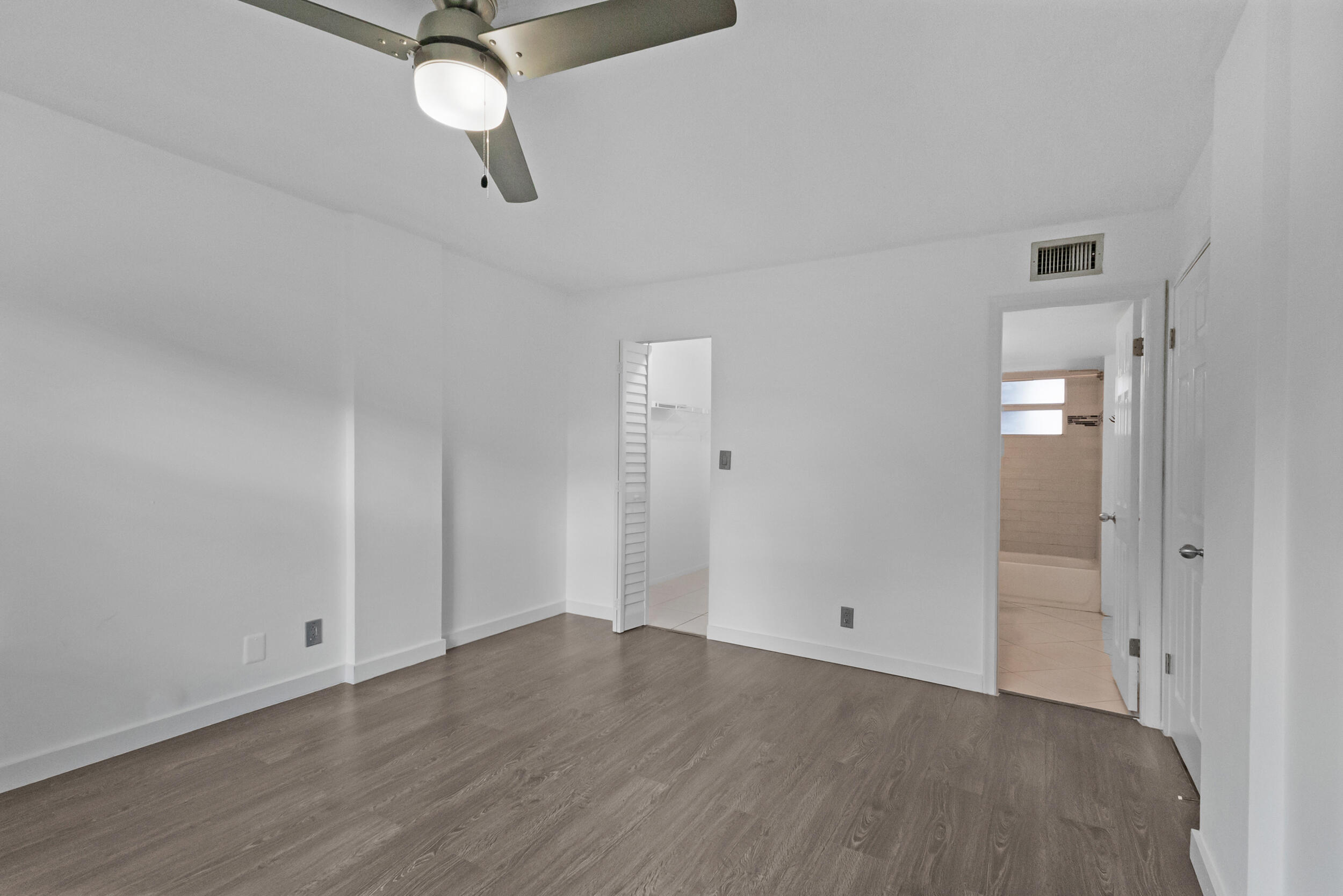 ROYAL PARK CONDO - Residential