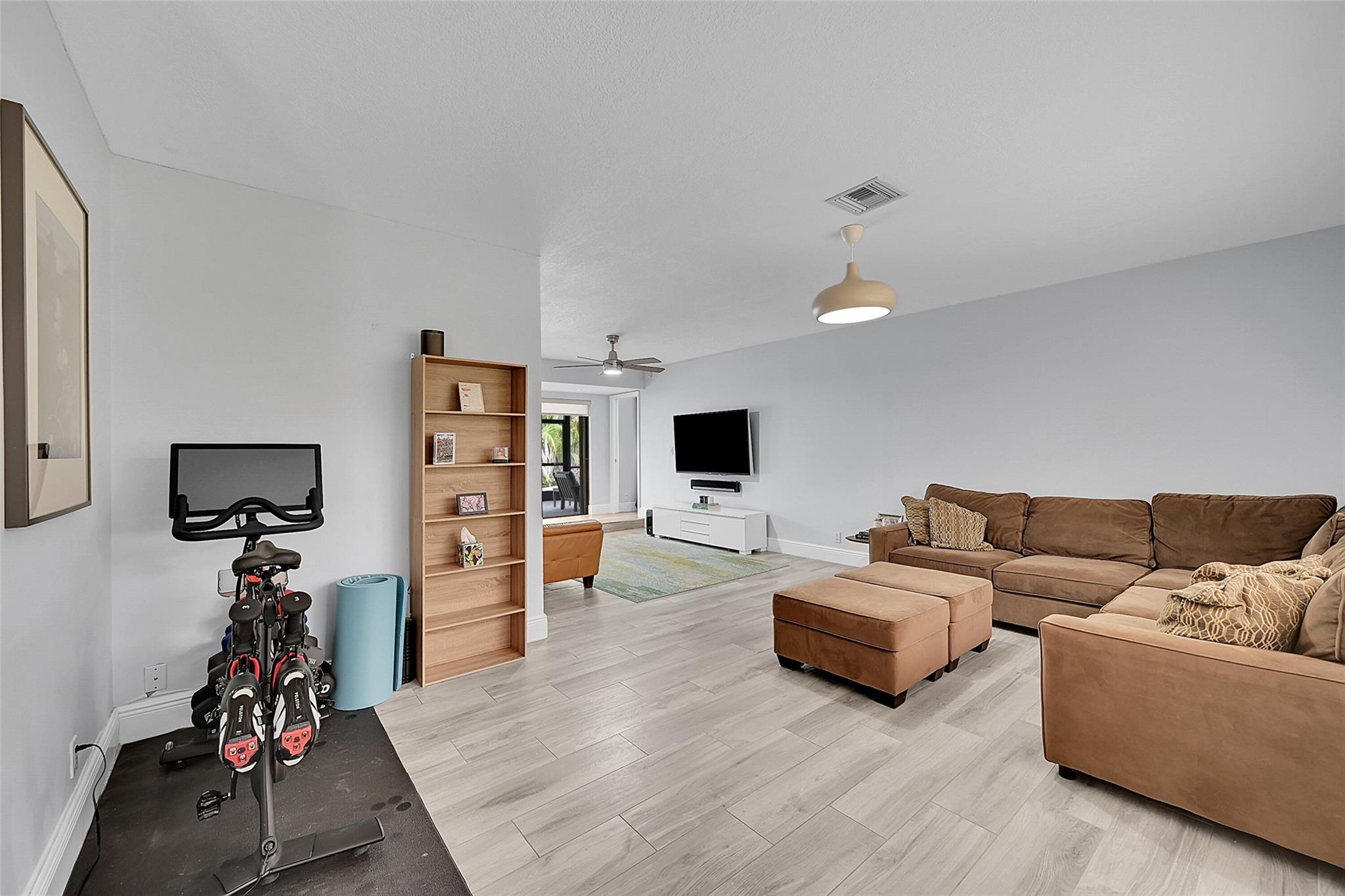 MAPLEWOOD - Residential