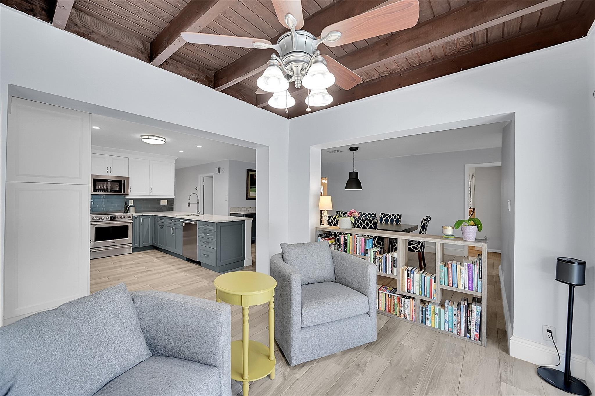 MAPLEWOOD - Residential