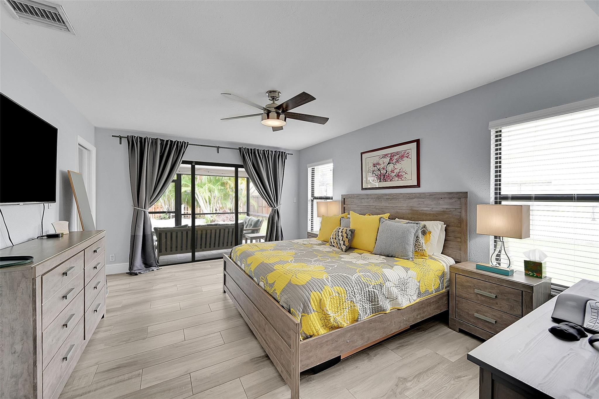 MAPLEWOOD - Residential
