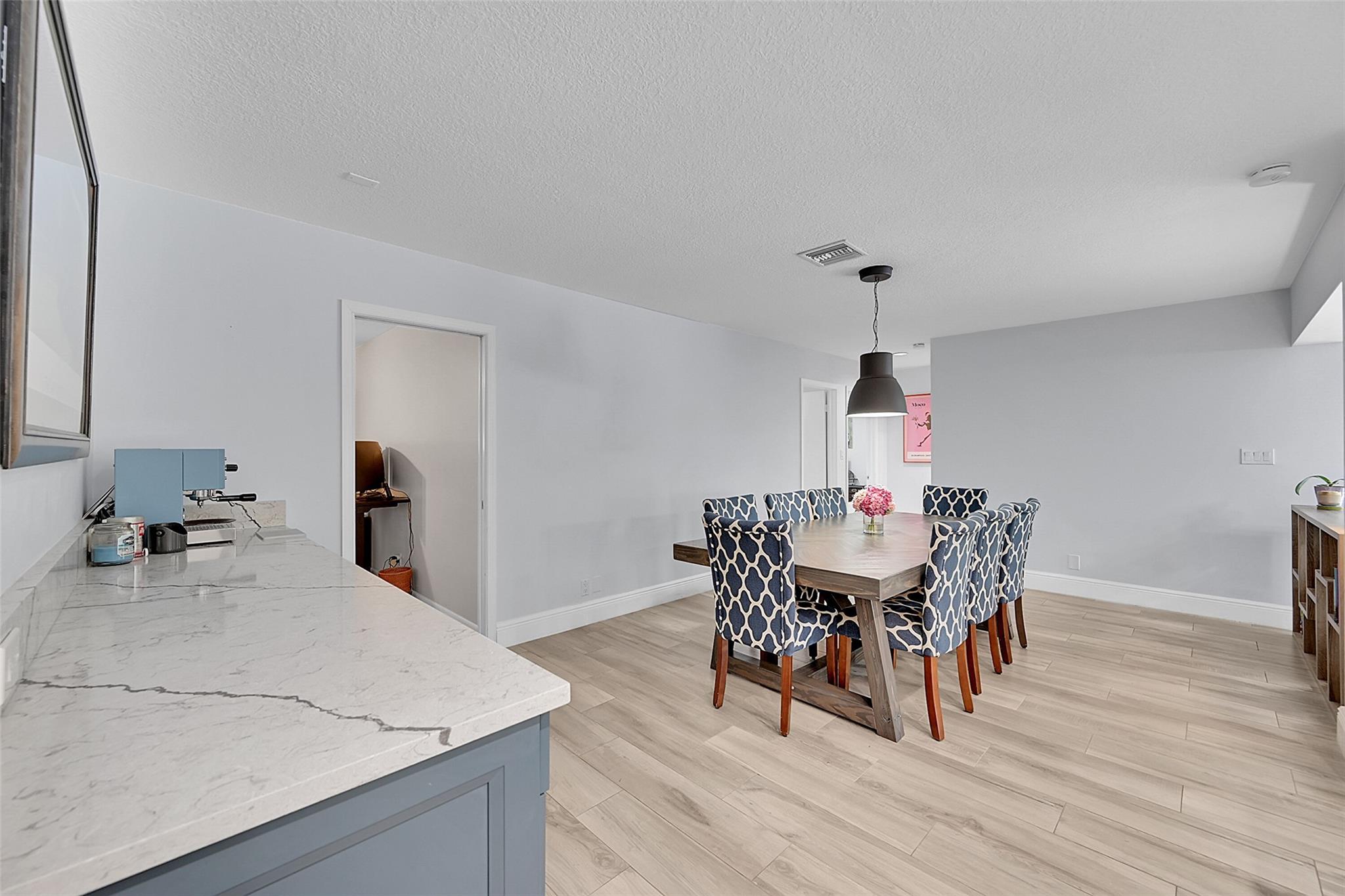 MAPLEWOOD - Residential