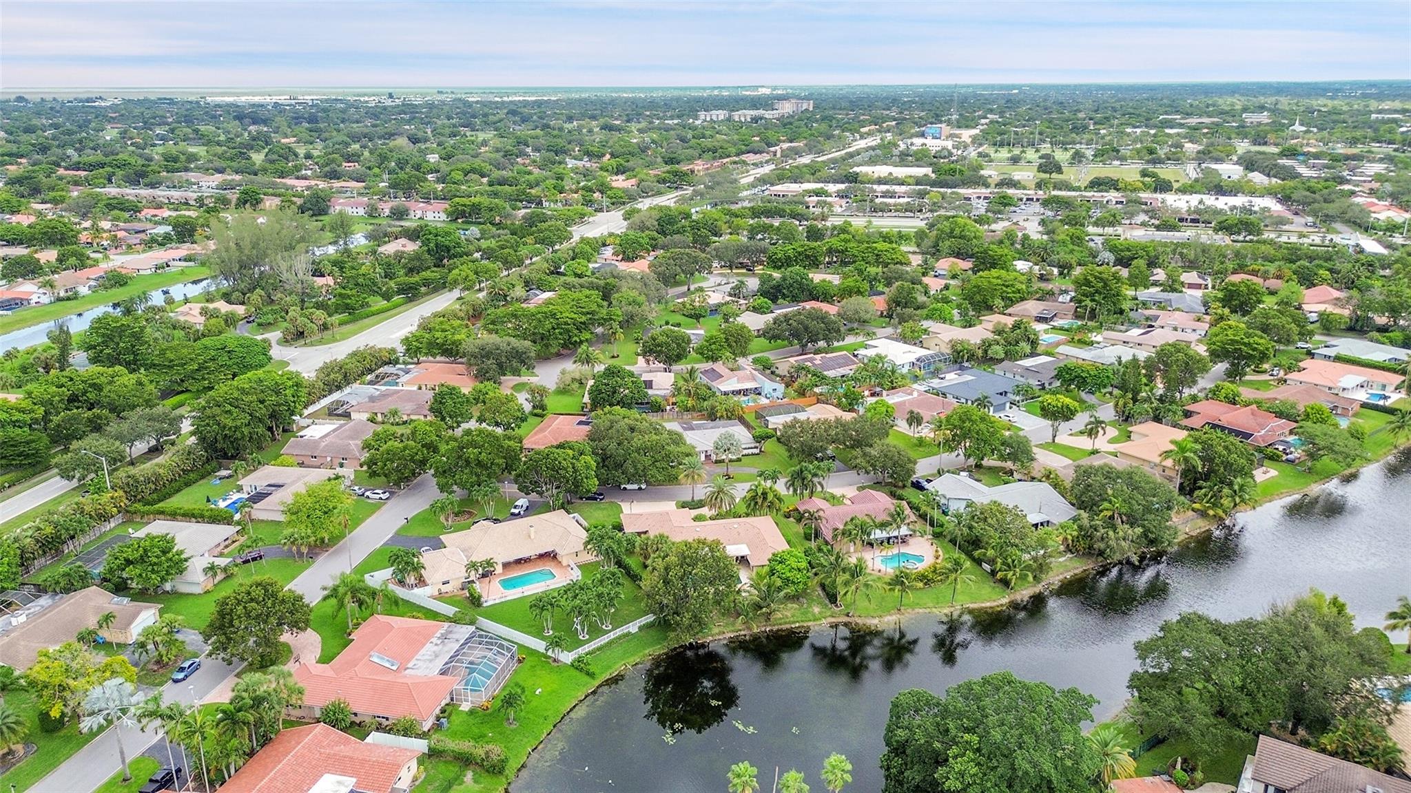 MAPLEWOOD - Residential